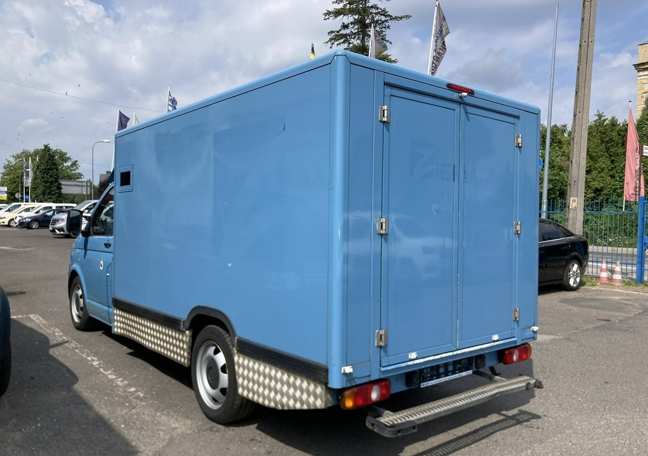 Volkswagen Transporter Trasporter T5 Bankowóz kuloodporny opanceżony Model 2015 - Cash in transit vehicle: picture 5 Volkswagen Transporter Trasporter T5 Bankowóz kuloodporny opanceżony Model 2015 - Cash in transit vehicle: picture 5