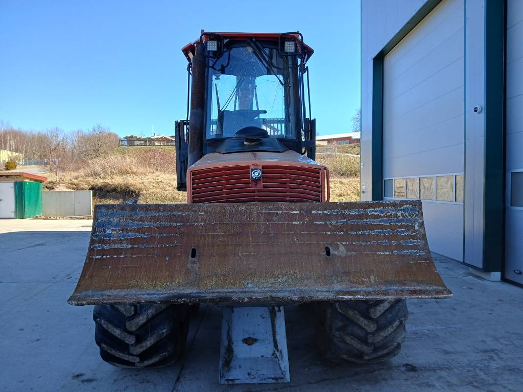 Komatsu 840.3 - Forwarder: picture 2 Komatsu 840.3 - Forwarder: picture 2