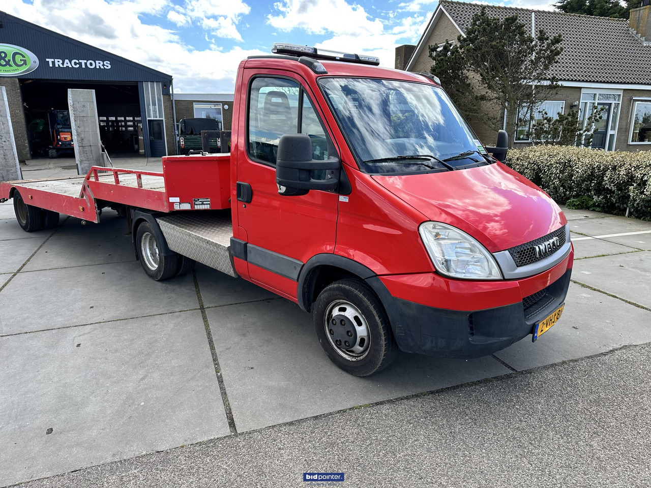 Iveco Daily 40C18 - Mini artic tractor unit: picture 3 Iveco Daily 40C18 - Mini artic tractor unit: picture 3