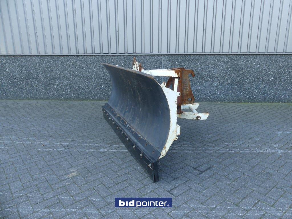Snow blade - Snow plough for Municipal/ Special vehicle: picture 1 Snow blade - Snow plough for Municipal/ Special vehicle: picture 1