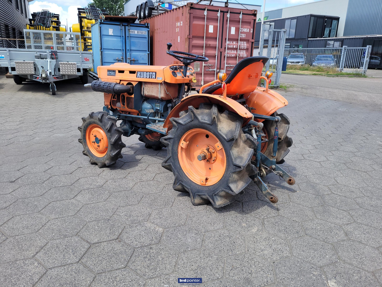 Kubota B7001 - Compact tractor: picture 4 Kubota B7001 - Compact tractor: picture 4