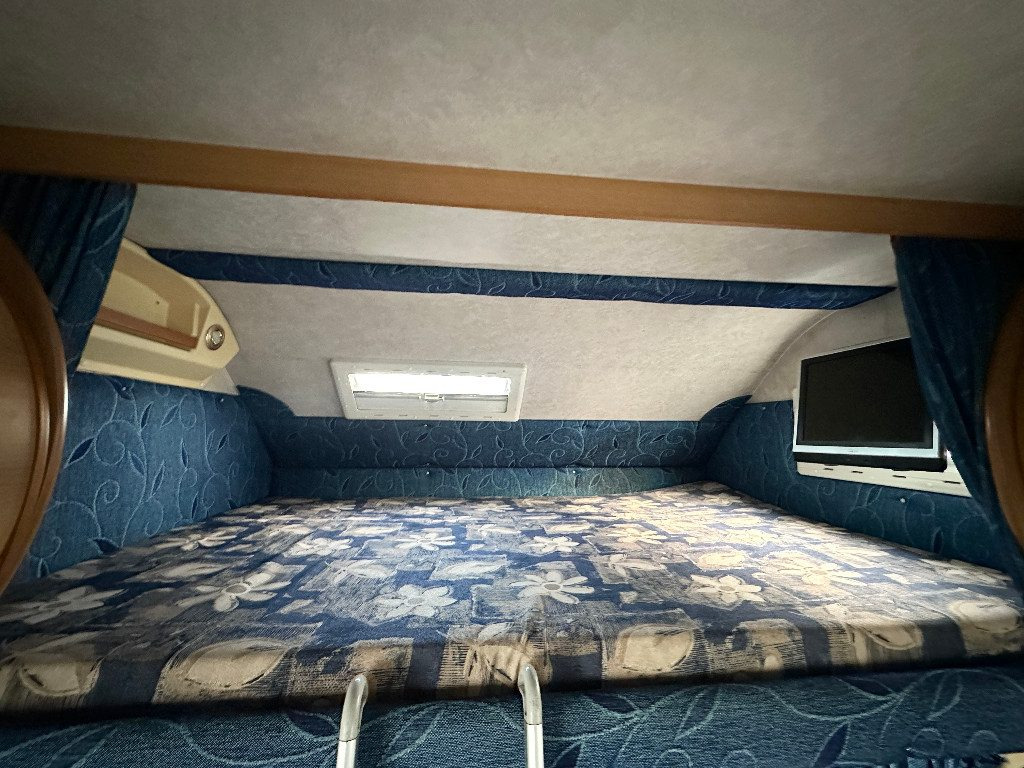 RIMOR SUPERBRIGH 678 - Alcove motorhome: picture 4 RIMOR SUPERBRIGH 678 - Alcove motorhome: picture 4