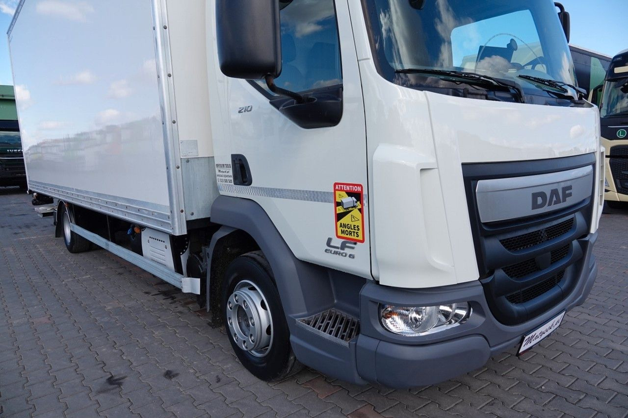 DAF LF 210 / KONTENER - 7 M / SOLÓWKA / WINDA DHOLLA - Box truck: picture 5 DAF LF 210 / KONTENER - 7 M / SOLÓWKA / WINDA DHOLLA - Box truck: picture 5