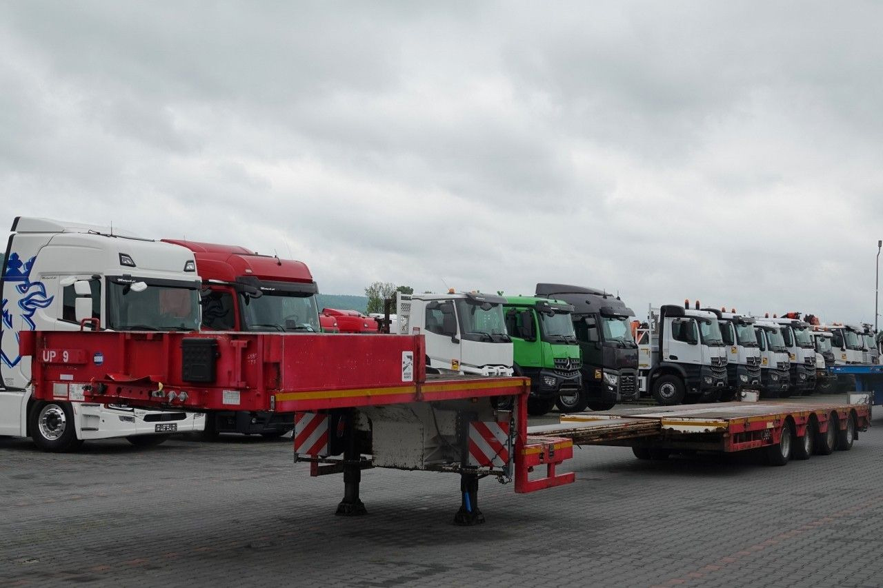 Faymonville NISKOPODWOZIE / STN-4AX / ROZCIĄGANA / 4 OSIE / - Low loader semi-trailer: picture 3 Faymonville NISKOPODWOZIE / STN-4AX / ROZCIĄGANA / 4 OSIE / - Low loader semi-trailer: picture 3