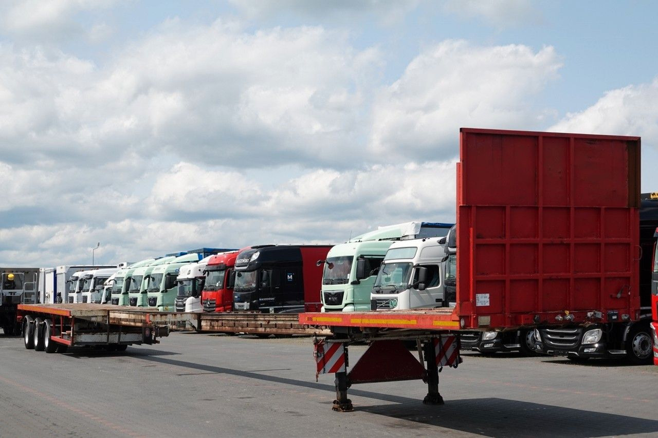 Faymonville SPZ-3AA / NACZEPA LAWETA / ROZCIĄGANA / 29 M / - Low loader semi-trailer: picture 4 Faymonville SPZ-3AA / NACZEPA LAWETA / ROZCIĄGANA / 29 M / - Low loader semi-trailer: picture 4