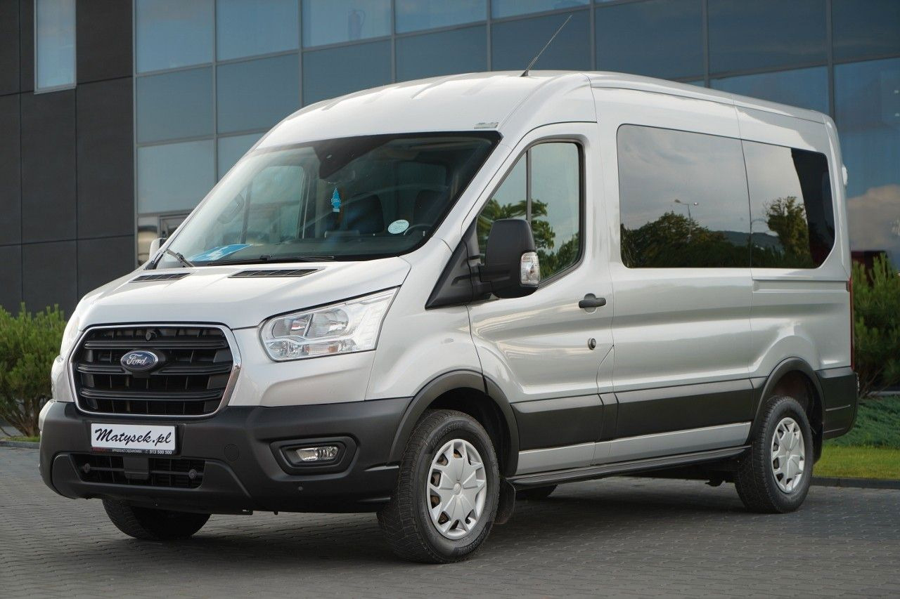 Ford TRANSIT / 6 miejsc + Najazd na wózek / Dla osób - People carrier: picture 1 Ford TRANSIT / 6 miejsc + Najazd na wózek / Dla osób - People carrier: picture 1