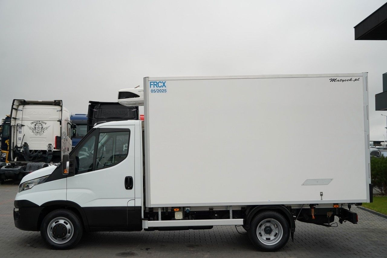Iveco DAILY 35.120 / CHŁODNIA LAMBERET / AGREGAT CARRI - Refrigerated delivery van: picture 4 Iveco DAILY 35.120 / CHŁODNIA LAMBERET / AGREGAT CARRI - Refrigerated delivery van: picture 4