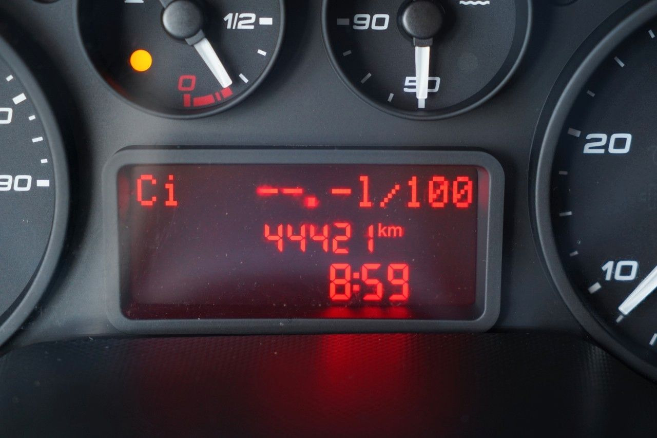 Leasing of  Iveco DAILY 35-140 / BRYGADOWKA / WYWROTKA / BLIŹNIAK Iveco DAILY 35-140 / BRYGADOWKA / WYWROTKA / BLIŹNIAK: picture 19