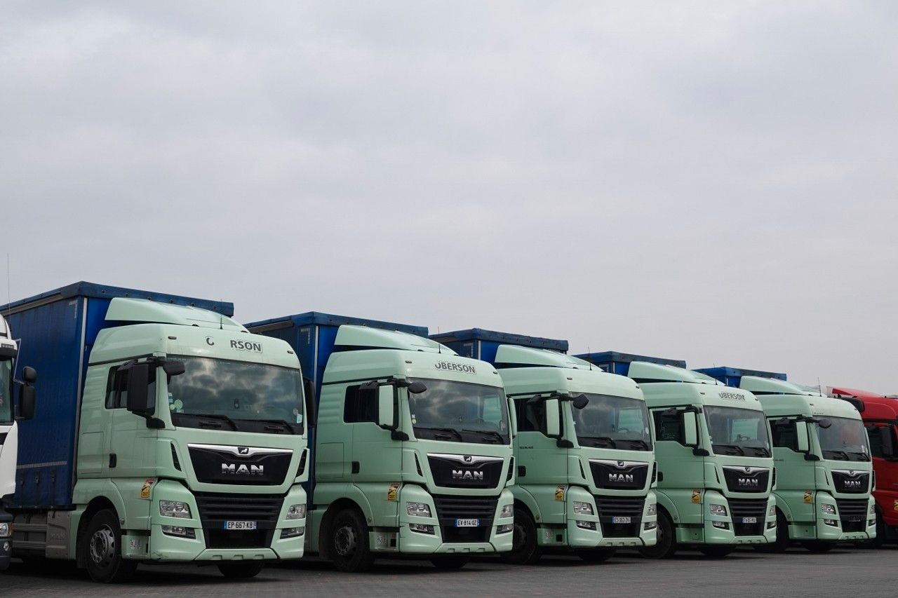 MAN TGX 26.460 / ZESTAW TANDEM PRZEJAZDOWY / 120 M3 - Curtain side truck: picture 1 MAN TGX 26.460 / ZESTAW TANDEM PRZEJAZDOWY / 120 M3 - Curtain side truck: picture 1