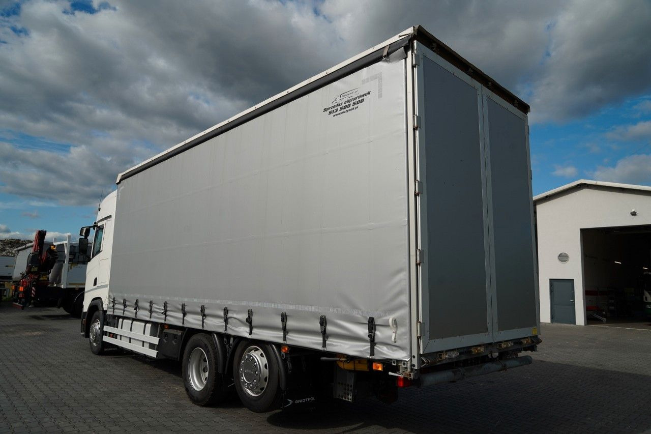 Scania S 450 / SOLÓWKA / 6X2 / OŚ PODNOSZONA / 2019 / - Curtain side truck: picture 4 Scania S 450 / SOLÓWKA / 6X2 / OŚ PODNOSZONA / 2019 / - Curtain side truck: picture 4