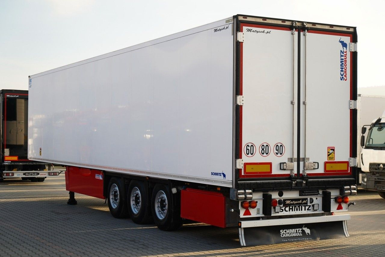 Schmitz Cargobull CHŁODNIA / CARRIER VECTOR 1550 / 2x OŚ PODNOSZO - Refrigerated semi-trailer: picture 4 Schmitz Cargobull CHŁODNIA / CARRIER VECTOR 1550 / 2x OŚ PODNOSZO - Refrigerated semi-trailer: picture 4