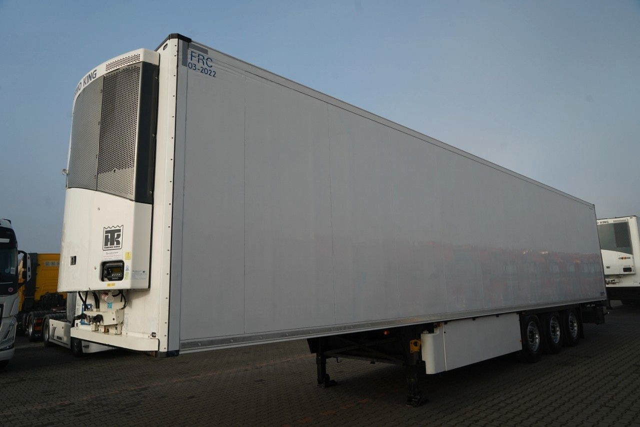 Schmitz Cargobull / CHŁODNIA / THERMO KING SLX 300 / HAKÓWKA / OŚ - Refrigerated semi-trailer: picture 2 Schmitz Cargobull / CHŁODNIA / THERMO KING SLX 300 / HAKÓWKA / OŚ - Refrigerated semi-trailer: picture 2