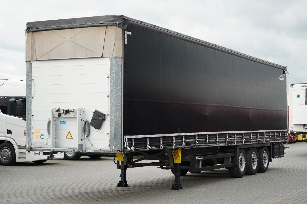 Schmitz Cargobull FIRANKA VARIOS / PODNOSZONY DACH / STANDARD - Curtainsider semi-trailer: picture 1 Schmitz Cargobull FIRANKA VARIOS / PODNOSZONY DACH / STANDARD - Curtainsider semi-trailer: picture 1