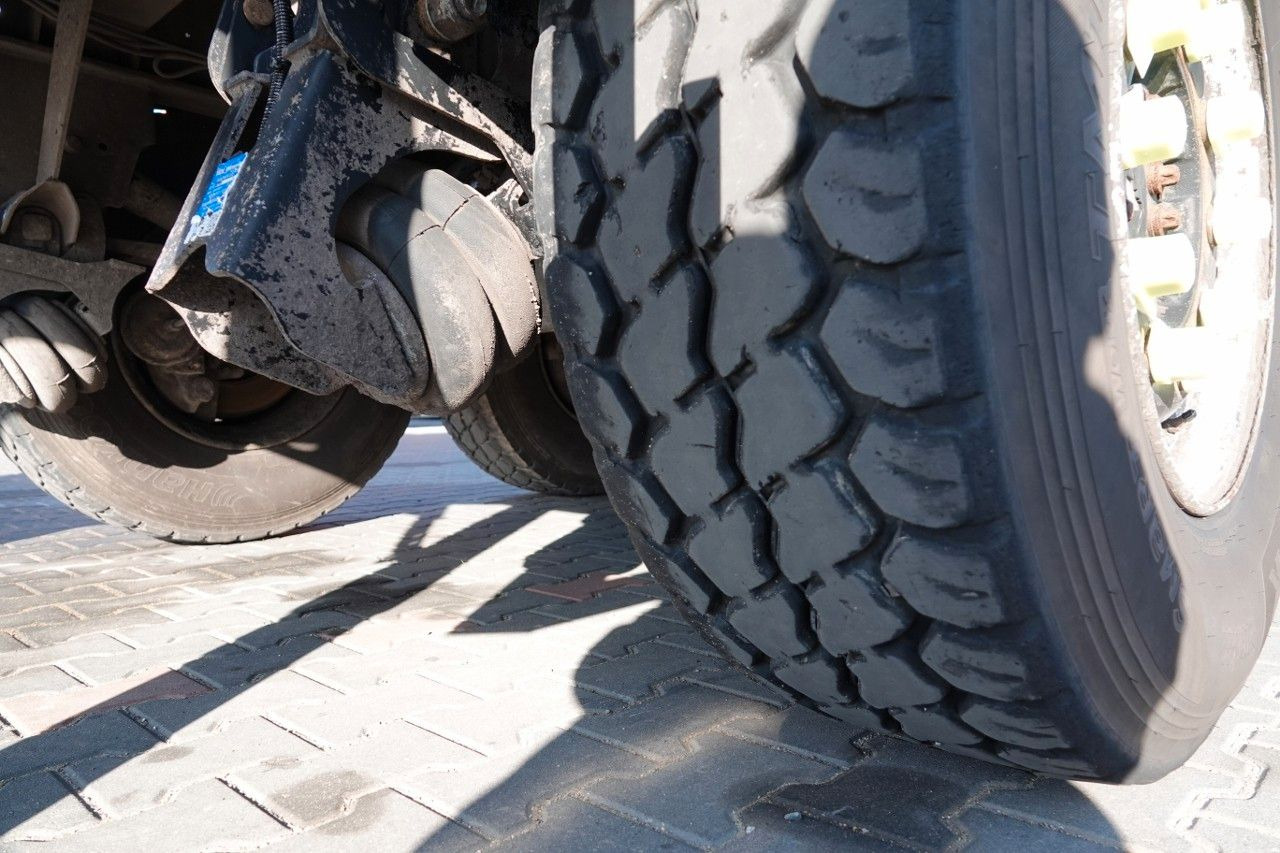 Tipper semi-trailer Schmitz Cargobull WYWROTKA 30 m3 / STALOWA / RYNNA WANNA HP / OŚ P: picture 13 Tipper semi-trailer Schmitz Cargobull WYWROTKA 30 m3 / STALOWA / RYNNA WANNA HP / OŚ P: picture 13