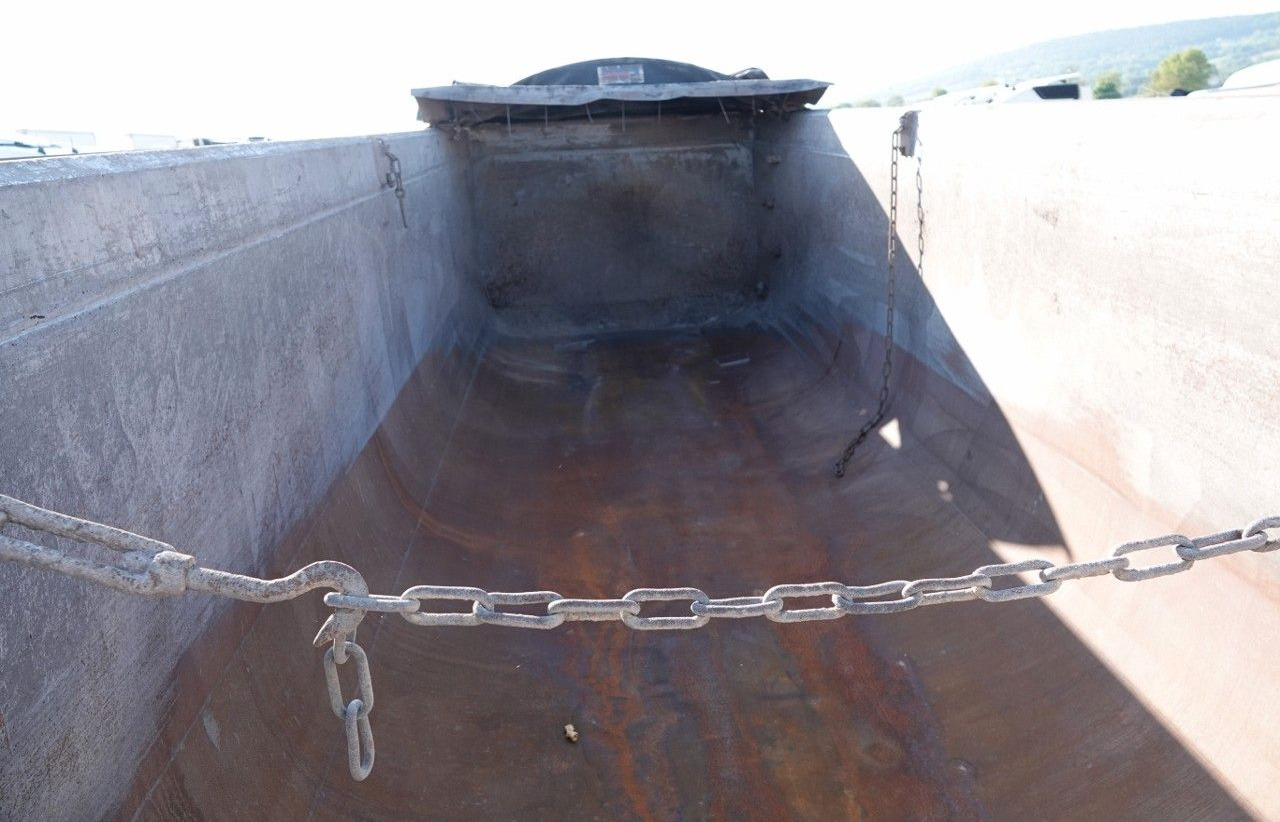 Tipper semi-trailer Schmitz Cargobull WYWROTKA 30 m3 / STALOWA / RYNNA WANNA HP / OŚ P: picture 18 Tipper semi-trailer Schmitz Cargobull WYWROTKA 30 m3 / STALOWA / RYNNA WANNA HP / OŚ P: picture 18