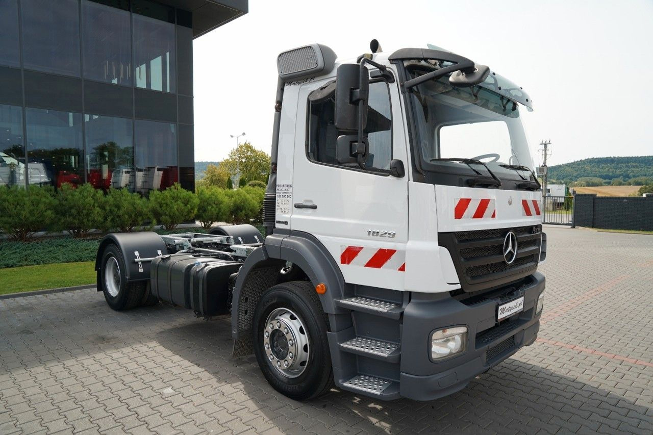 Mercedes-Benz AXOR 1829 / RETARDER / RAMA POD ZABUDOWĘ / 4 m / - Tractor unit: picture 2 Mercedes-Benz AXOR 1829 / RETARDER / RAMA POD ZABUDOWĘ / 4 m / - Tractor unit: picture 2