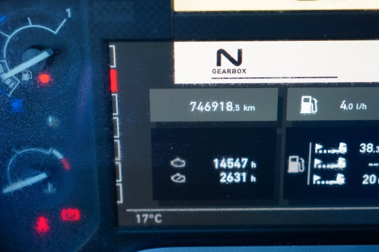 Tractor unit Renault T 460 / HYDRAULIKA DWUOBWODOWA / RETARDER / SPRO: picture 19 Tractor unit Renault T 460 / HYDRAULIKA DWUOBWODOWA / RETARDER / SPRO: picture 19