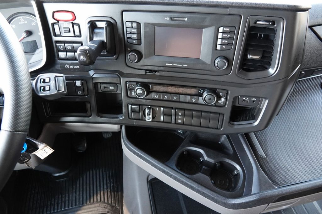 Tractor unit Scania R 450 / RETARDER / HYDRAULIKA / PO KONTRAKCIE SE Scania R 450 / RETARDER / HYDRAULIKA / PO KONTRAKCIE SE: picture 13