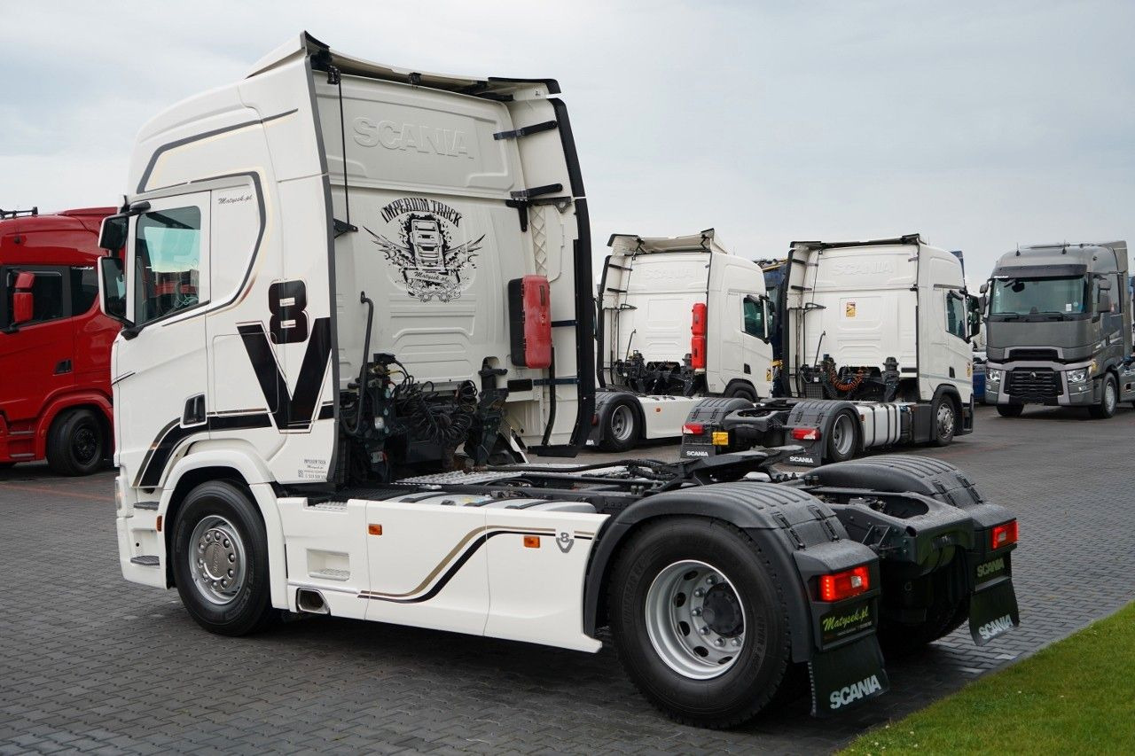 Scania R 520 / V8 / HYDRAULIKA / RETARDER / I-PARK COOL - Tractor unit: picture 4 Scania R 520 / V8 / HYDRAULIKA / RETARDER / I-PARK COOL - Tractor unit: picture 4