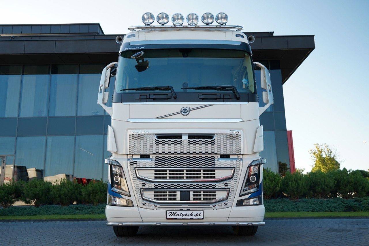 Volvo FH 16 / 650 / I -PARK COOL / FULL AIRMATIC / AL - Tractor unit: picture 3 Volvo FH 16 / 650 / I -PARK COOL / FULL AIRMATIC / AL - Tractor unit: picture 3