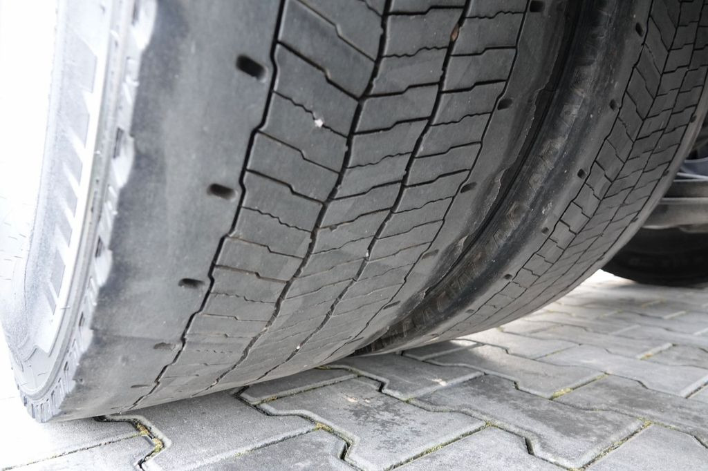 Tractor unit Volvo FH 460 / NISKA KABINA / 2018 YEAR / SPROWADZONY: picture 11