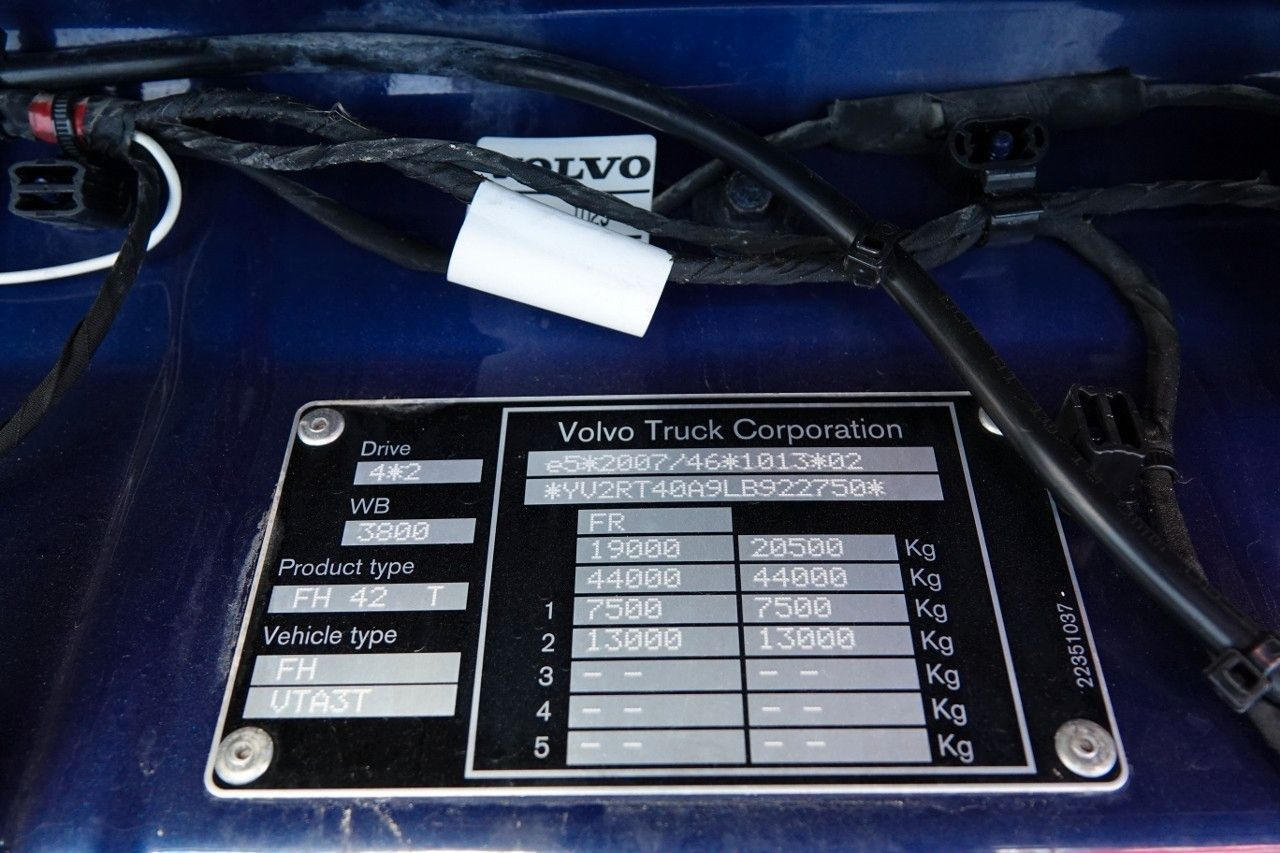 Tractor unit Volvo FH 500 / HYDRAULIKA / I-PARK COOL /  TV: picture 18