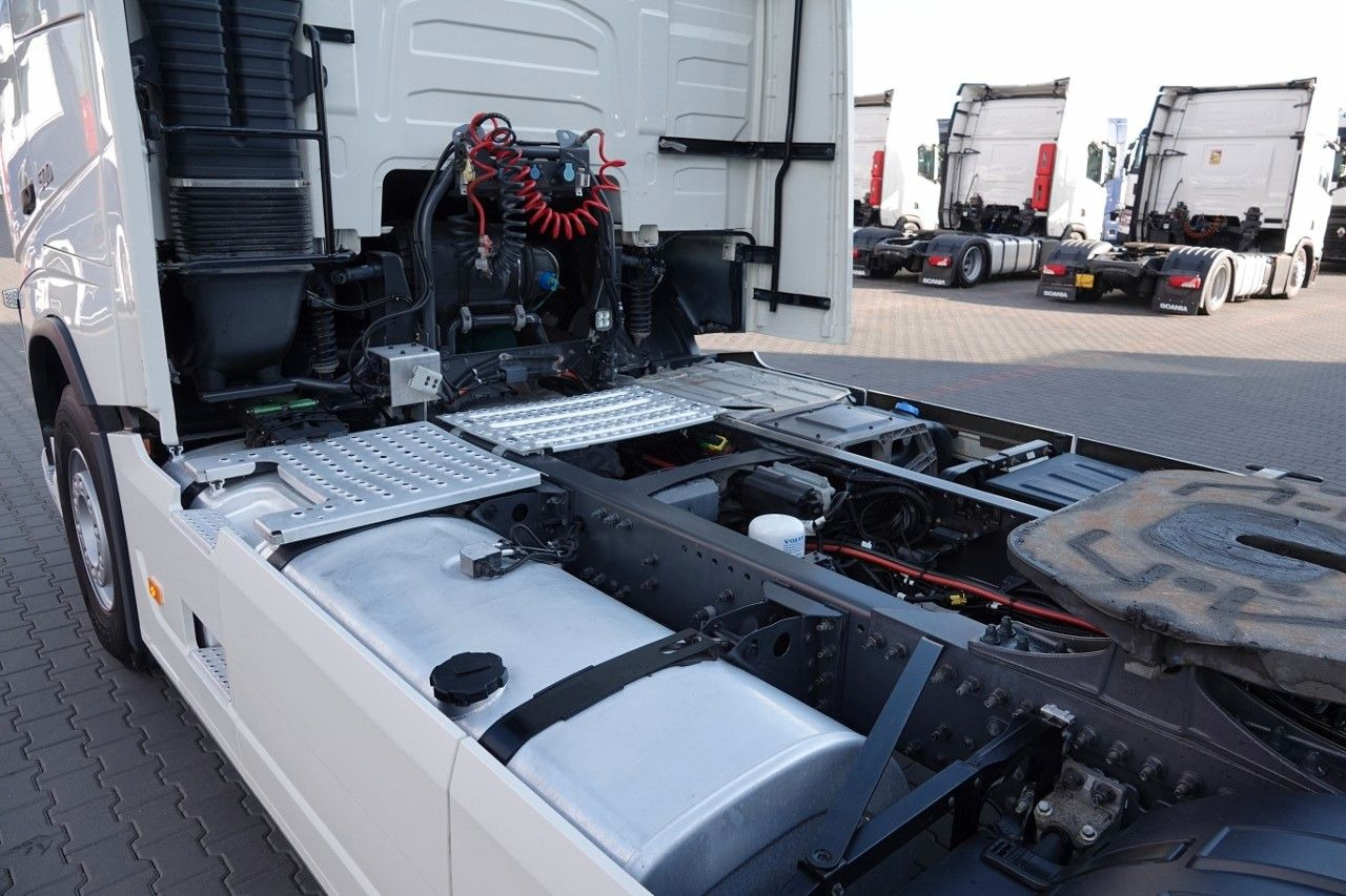 Tractor unit Volvo FH 500 / I-PARK COOL / OPONY 100% / PO KONTRAKCI: picture 8