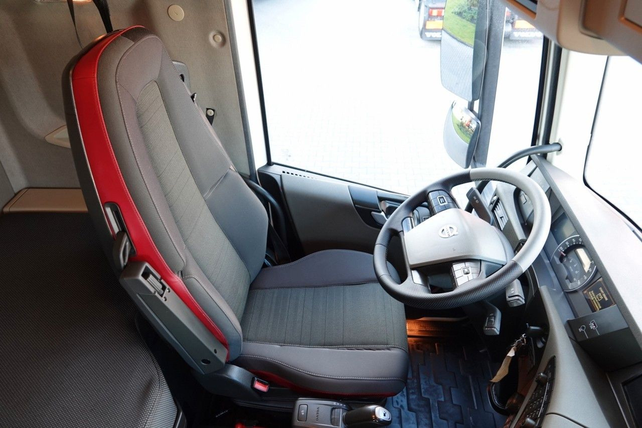 Tractor unit Volvo FH 500 / I-PARK COOL / OPONY 100% / PO KONTRAKCI: picture 13