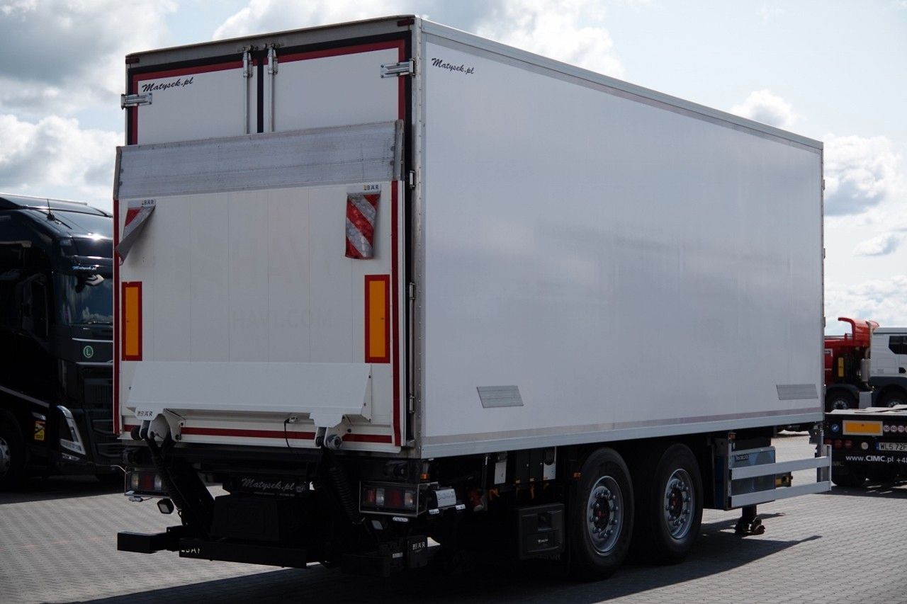 Wielton PRZYCZEPA CHŁODNIA / IGLOOCAR / THERMO KING - FR - Refrigerated trailer: picture 3 Wielton PRZYCZEPA CHŁODNIA / IGLOOCAR / THERMO KING - FR - Refrigerated trailer: picture 3