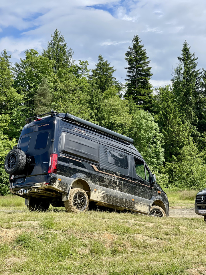 ADRIA Super Twin 600 SP - Campervan: picture 4 ADRIA Super Twin 600 SP - Campervan: picture 4