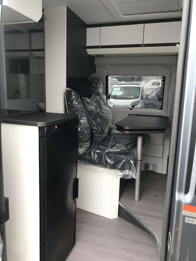 ADRIA Twin Sport 640 SG - Campervan: picture 5 ADRIA Twin Sport 640 SG - Campervan: picture 5