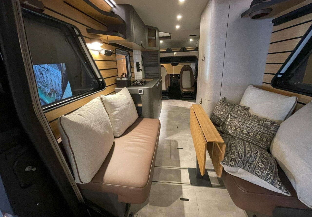 New Semi-integrated motorhome Hymer Venture S: picture 6