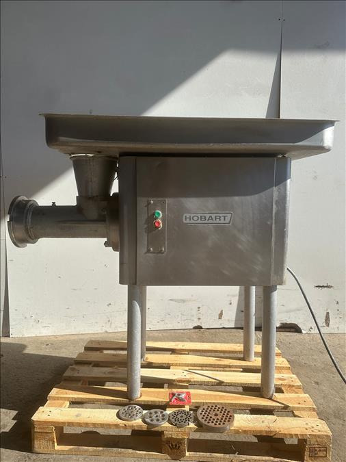 Hobart Mincer - Food processing equipment: picture 1 Hobart Mincer - Food processing equipment: picture 1