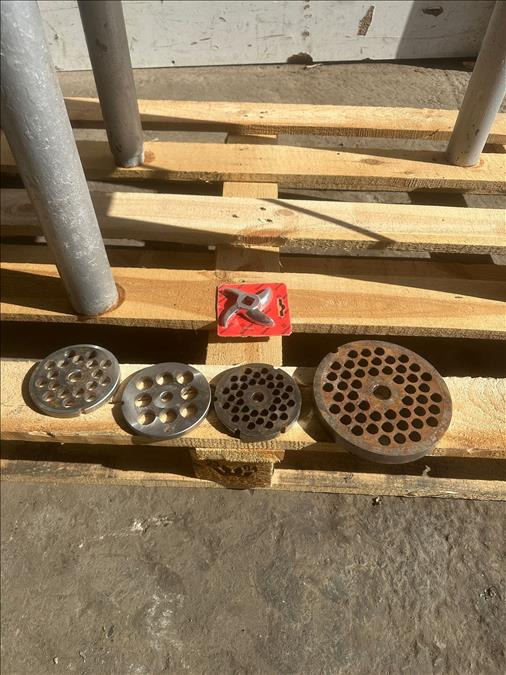 Hobart Mincer - Food processing equipment: picture 4 Hobart Mincer - Food processing equipment: picture 4