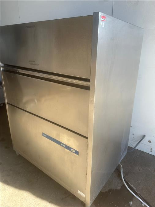 Hobart Twin Utensil washer - Food processing equipment: picture 2 Hobart Twin Utensil washer - Food processing equipment: picture 2