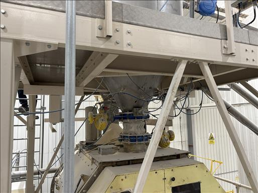 NNP 1000Kg Bulk hopper - Food processing equipment: picture 3 NNP 1000Kg Bulk hopper - Food processing equipment: picture 3
