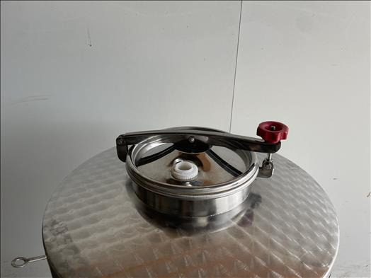 NNP 250l holding tanks - Food processing equipment: picture 2 NNP 250l holding tanks - Food processing equipment: picture 2