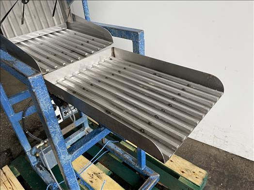 NNP Vibratory conveyor - Conveyor: picture 4 NNP Vibratory conveyor - Conveyor: picture 4