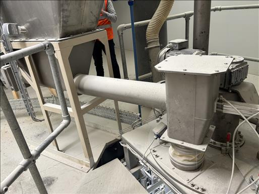 Votech Hopper and screw feeder - Food processing equipment: picture 3 Votech Hopper and screw feeder - Food processing equipment: picture 3