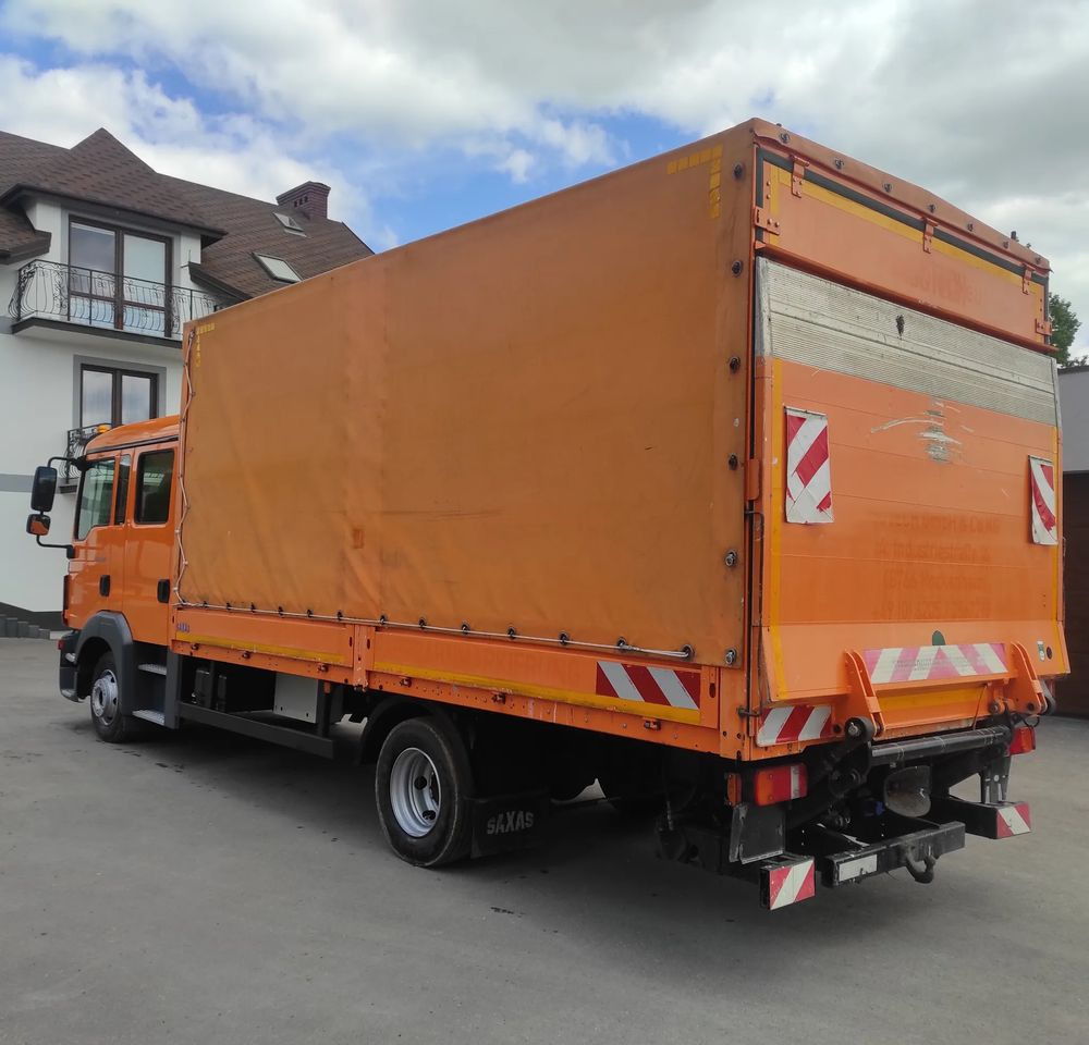 MAN TGL 8.180 DOKA / 6 OSOBOWY /BUTRO-PLANDEKA / - Curtain side truck: picture 4 MAN TGL 8.180 DOKA / 6 OSOBOWY /BUTRO-PLANDEKA / - Curtain side truck: picture 4