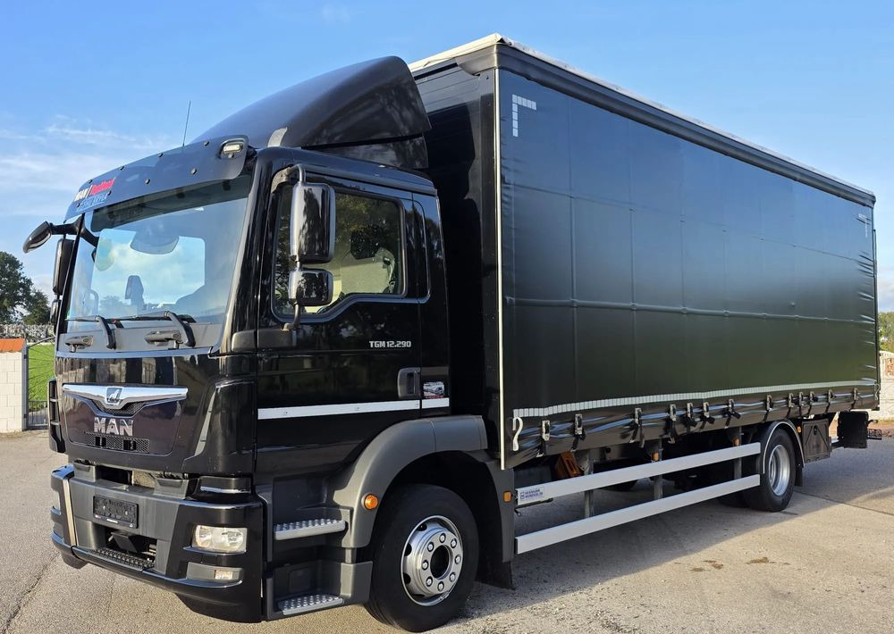 MAN TGM 12.290 / 15.290 / E6/ FIRANKA /BOCZNE DRZWI / BURTO-FIRANKA / 18PALET / WINDA / NISKI PRZEBIEG / 2018/ CAŁY NA PODUSZKACH / SERWISOWANY - Curtain side truck: picture 1 MAN TGM 12.290 / 15.290 / E6/ FIRANKA /BOCZNE DRZWI / BURTO-FIRANKA / 18PALET / WINDA / NISKI PRZEBIEG / 2018/ CAŁY NA PODUSZKACH / SERWISOWANY - Curtain side truck: picture 1