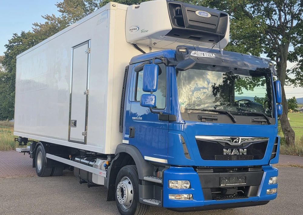 MAN TGM 15.250 / CHŁODNIA / WINDA / 2018 ROK / 230 TYŚ KM / BOCZNE DRZWI / AUTOMAT / SPROWADZONY / E6 / 18 EUROPALET/ - Refrigerated truck: picture 2 MAN TGM 15.250 / CHŁODNIA / WINDA / 2018 ROK / 230 TYŚ KM / BOCZNE DRZWI / AUTOMAT / SPROWADZONY / E6 / 18 EUROPALET/ - Refrigerated truck: picture 2