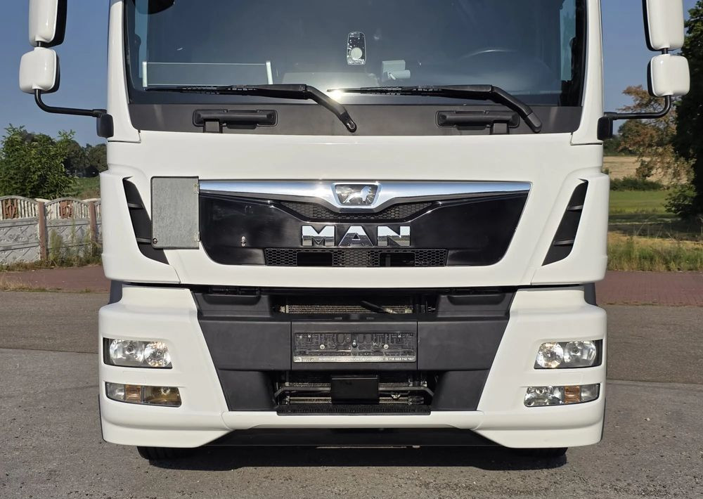 MAN TGM 15.290 / BURTO-FIRANKA / CAŁY NA PODUSZKACH /KLIMA POSTOJOWA / 2018R / NISKI PRZEBIEG / 18 PALET / E6 / JAK NOWY / WINDA / - Curtain side truck: picture 4 MAN TGM 15.290 / BURTO-FIRANKA / CAŁY NA PODUSZKACH /KLIMA POSTOJOWA / 2018R / NISKI PRZEBIEG / 18 PALET / E6 / JAK NOWY / WINDA / - Curtain side truck: picture 4