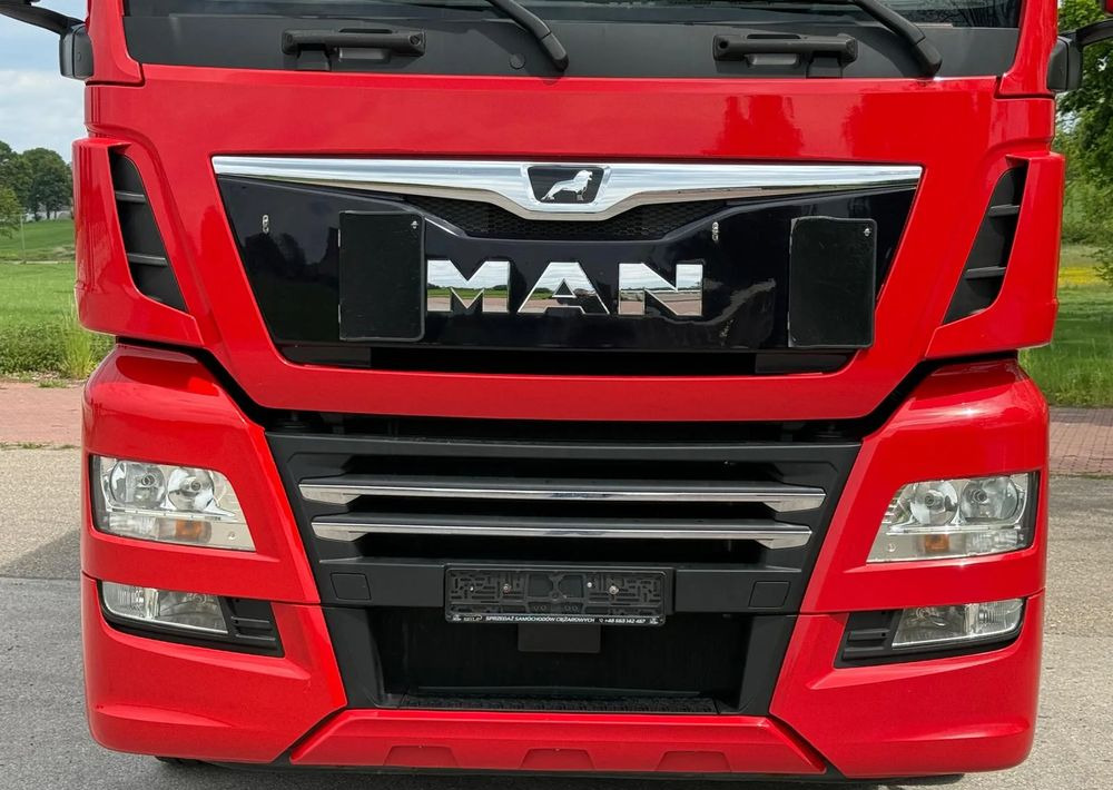 MAN TGX 26.500 / LIFT / 6X2 / KLIMA POSTOJOWA / 18PALET / E6 / FIRANKA / 18 TON ŁADOWNOŚĆ / WINDA / NISKI PRZEBIEG / JEDEN WŁAŚCICIEL / PODWIESZANA OŚ - Curtain side truck: picture 3 MAN TGX 26.500 / LIFT / 6X2 / KLIMA POSTOJOWA / 18PALET / E6 / FIRANKA / 18 TON ŁADOWNOŚĆ / WINDA / NISKI PRZEBIEG / JEDEN WŁAŚCICIEL / PODWIESZANA OŚ - Curtain side truck: picture 3