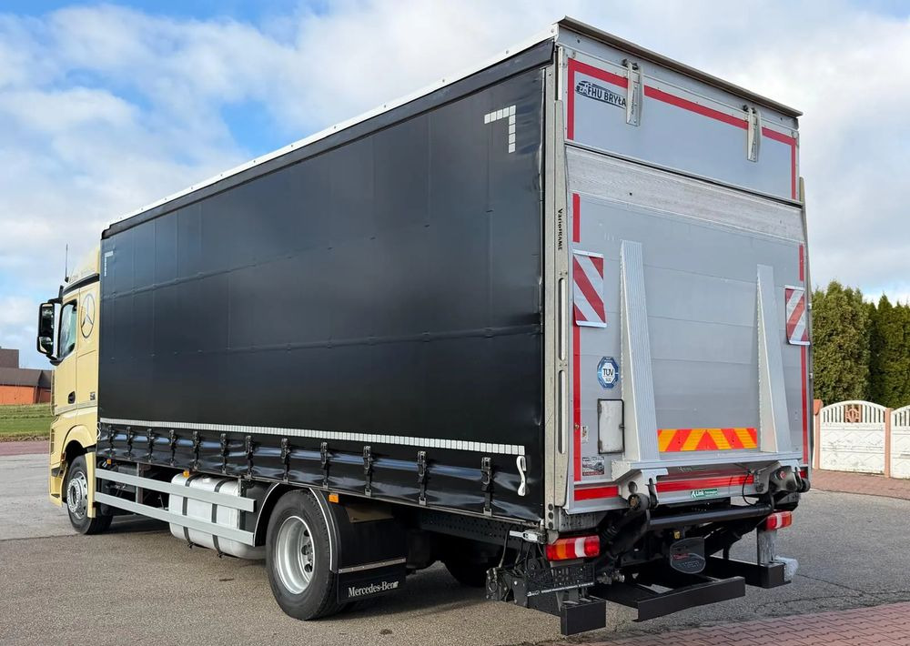 Mercedes-Benz ACTROS 1846 / FIRANKA / WINDA / 18 EUROPALET / AUTOMAT / Z NIEMIEC / 2019 / PRZEBIEG 370 TYŚ KM - Curtain side truck: picture 4 Mercedes-Benz ACTROS 1846 / FIRANKA / WINDA / 18 EUROPALET / AUTOMAT / Z NIEMIEC / 2019 / PRZEBIEG 370 TYŚ KM - Curtain side truck: picture 4