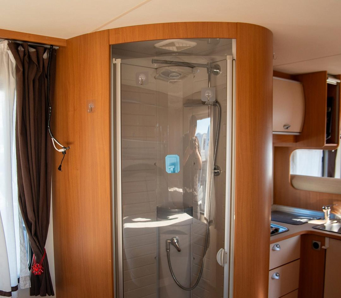 Integrated motorhome Bürstner BURSTNER VISEO I 726: picture 6