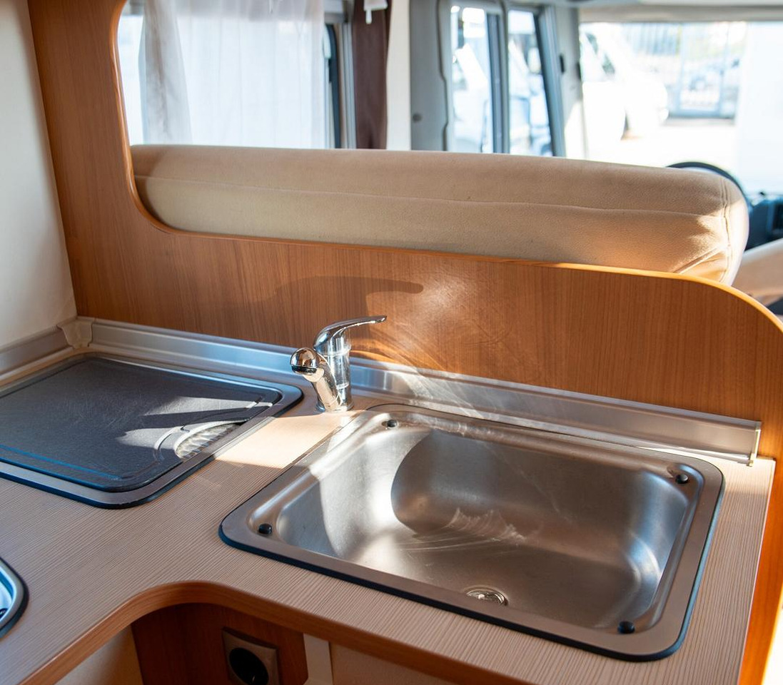 Integrated motorhome Bürstner BURSTNER VISEO I 726: picture 9