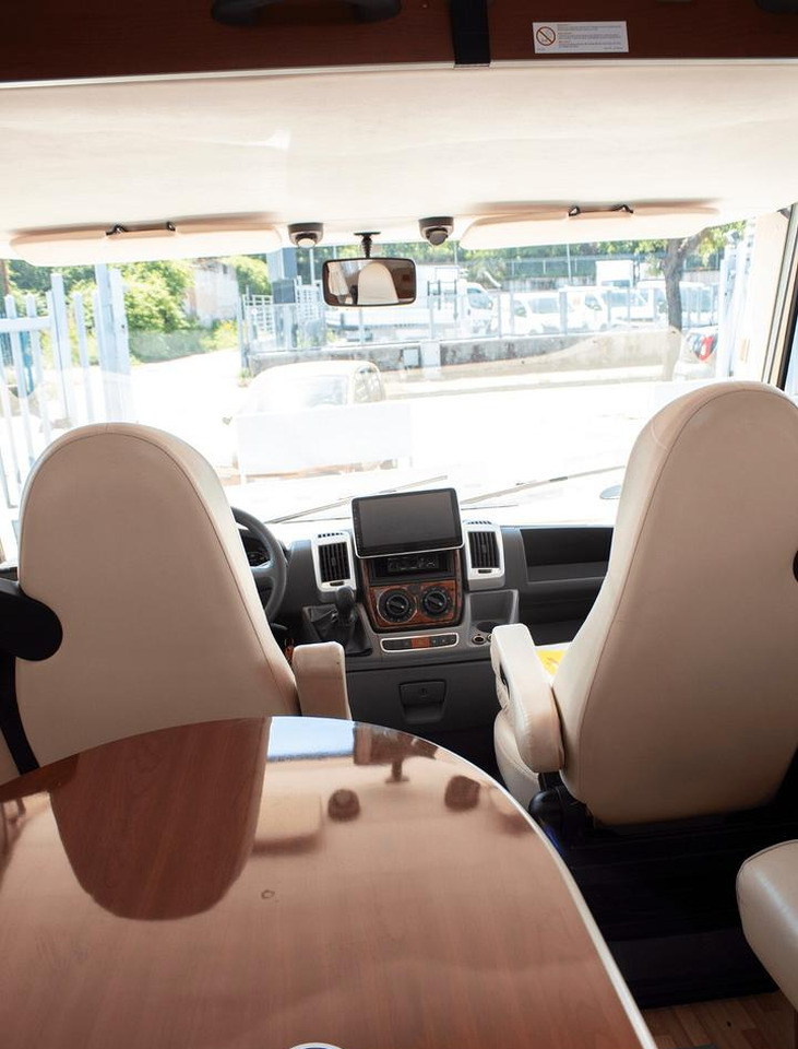 Dethleffs esprit - Integrated motorhome: picture 5 Dethleffs esprit - Integrated motorhome: picture 5