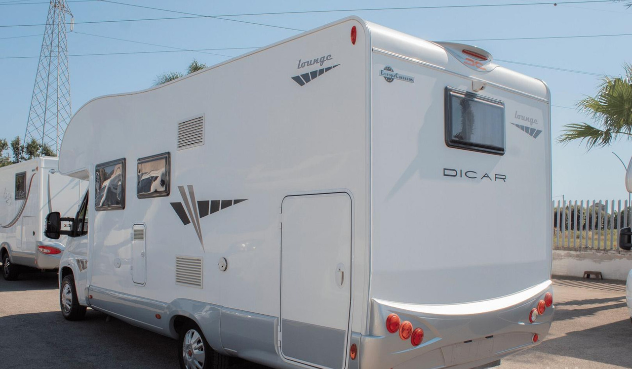 Giottiline lounge 45 - Alcove motorhome: picture 4 Giottiline lounge 45 - Alcove motorhome: picture 4