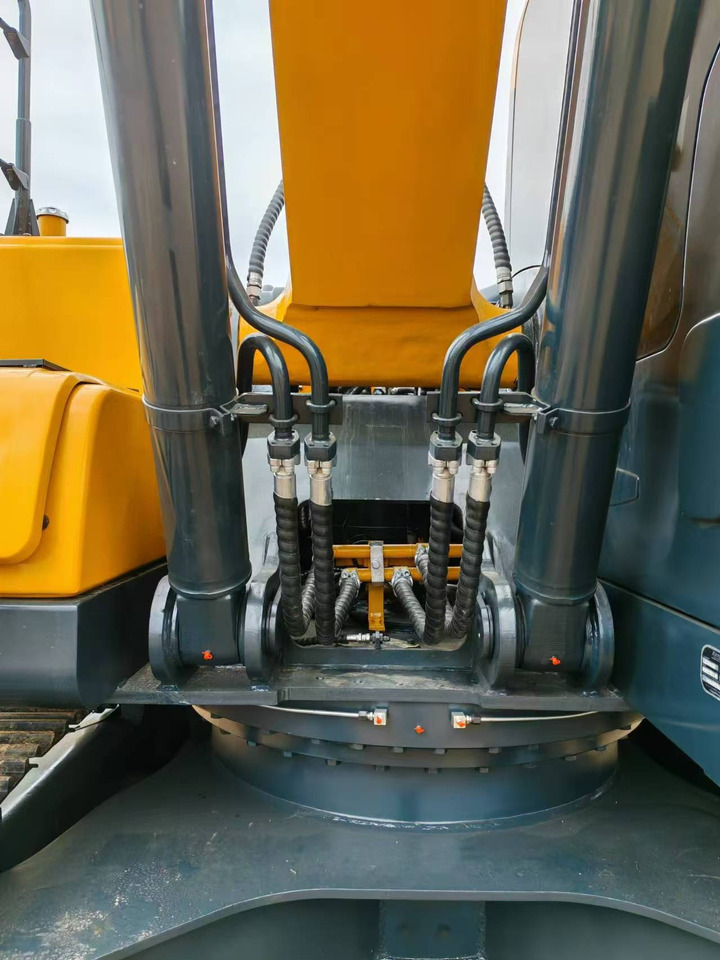 Hyundai Hyundai 220 LC-9 S - Crawler excavator: picture 4 Hyundai Hyundai 220 LC-9 S - Crawler excavator: picture 4